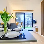 Appartement Art Baltic Z Basenem - By Royal Aparts Mielno (Koszalin)
