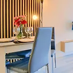 Apartment Art Baltic Z Basenem - By Royal Aparts Mielno (Koszalin)