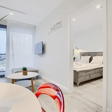 Art Baltic Z Basenem - By Royal Aparts *