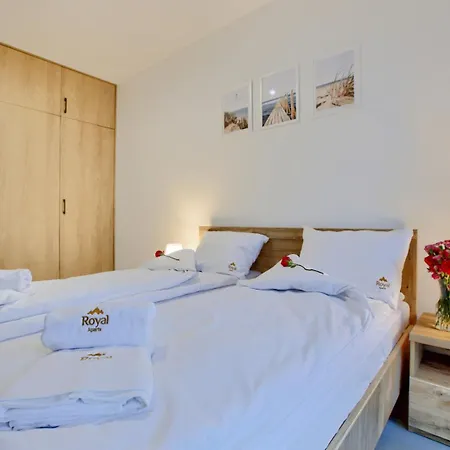 Art Baltic Z Basenem - By Royal Aparts