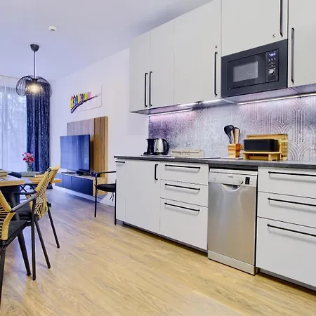 Apartamento Art Baltic Z Basenem - By Royal Aparts