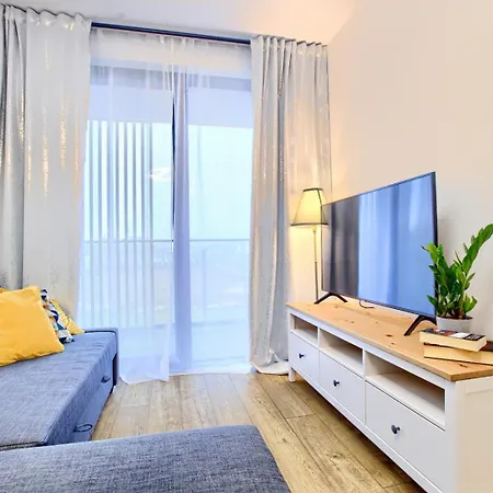 Art Baltic Z Basenem - By Royal Aparts ミエルノ