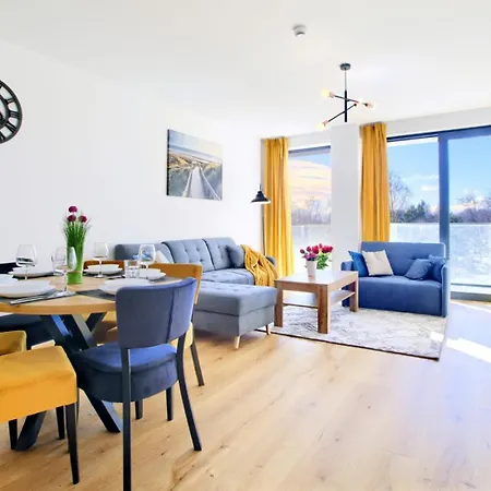 Art Baltic Z Basenem - By Royal Aparts * ミエルノ